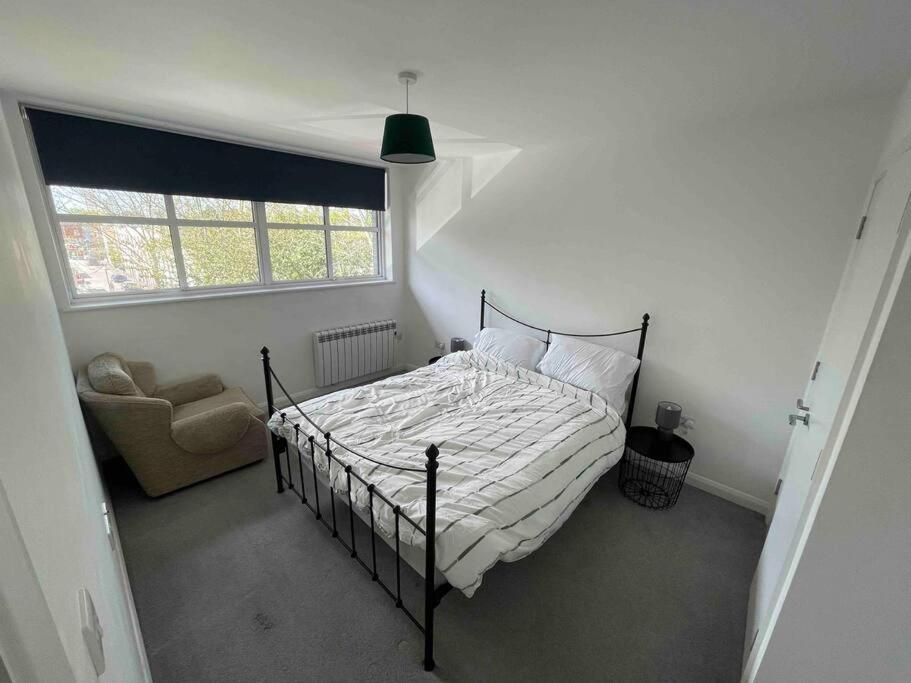 2 Bed City Centre Flat Бат Екстериор снимка