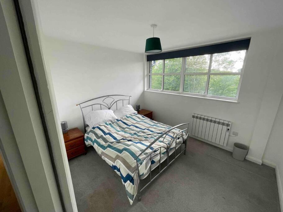 2 Bed City Centre Flat Бат Екстериор снимка